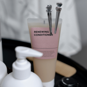 Renewing Conditioner - Image 2